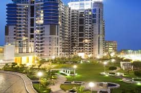 Apartment For Sale in Pinnacle ( DLF ) Golf Course Road 