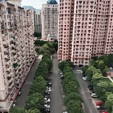 Apartment For Sale in Carlton Estate ( DLF ) Golf Course Road Gurgaon 