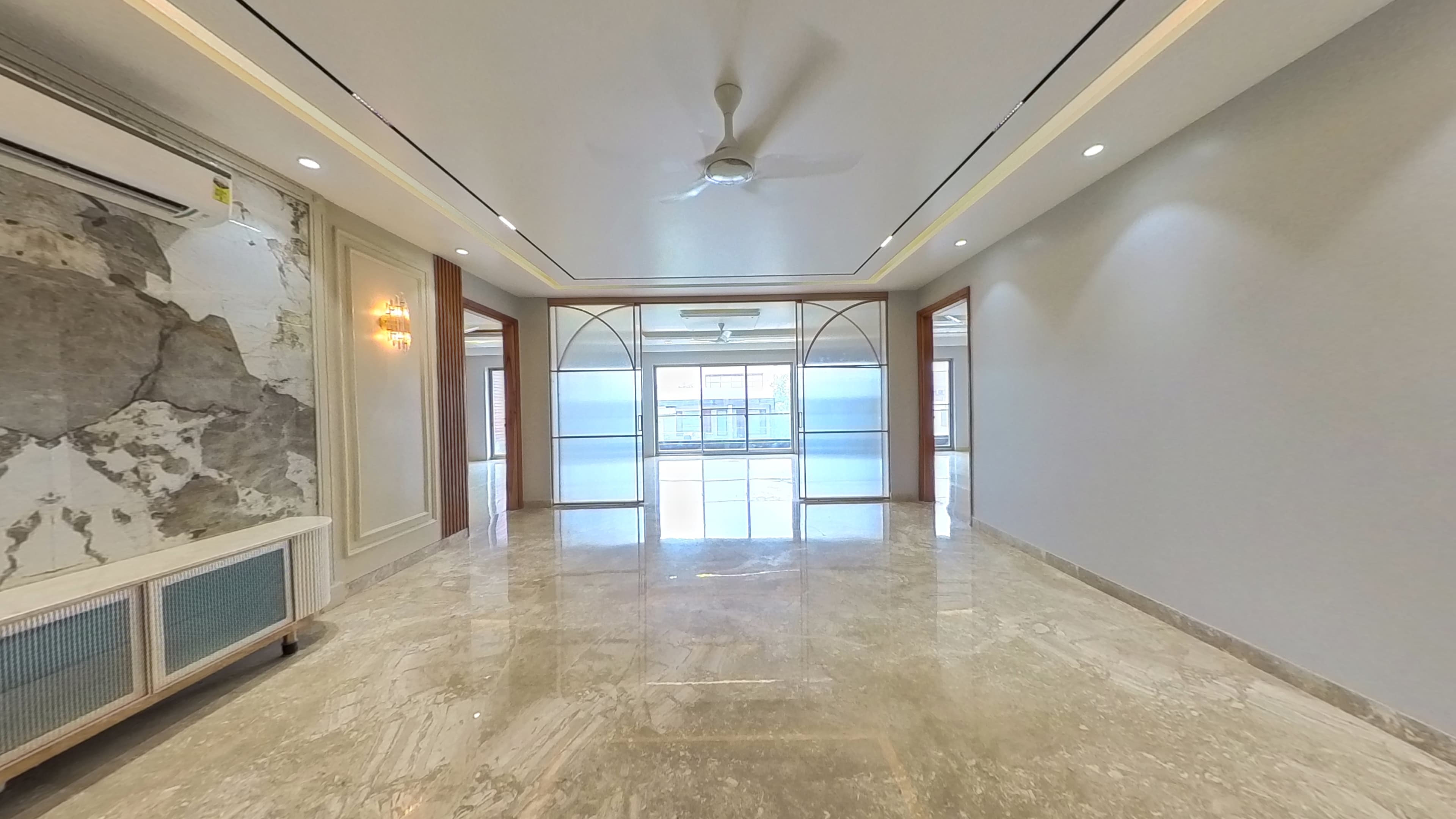 AWESOME 4BHK BUILDER FLOOR IN SUSHANT LOK 1 GURGAON