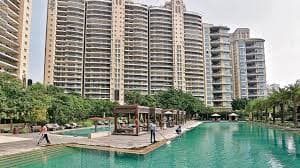 Apartment For Sale In The Magnolias (DLF) on Golf Course Road. 