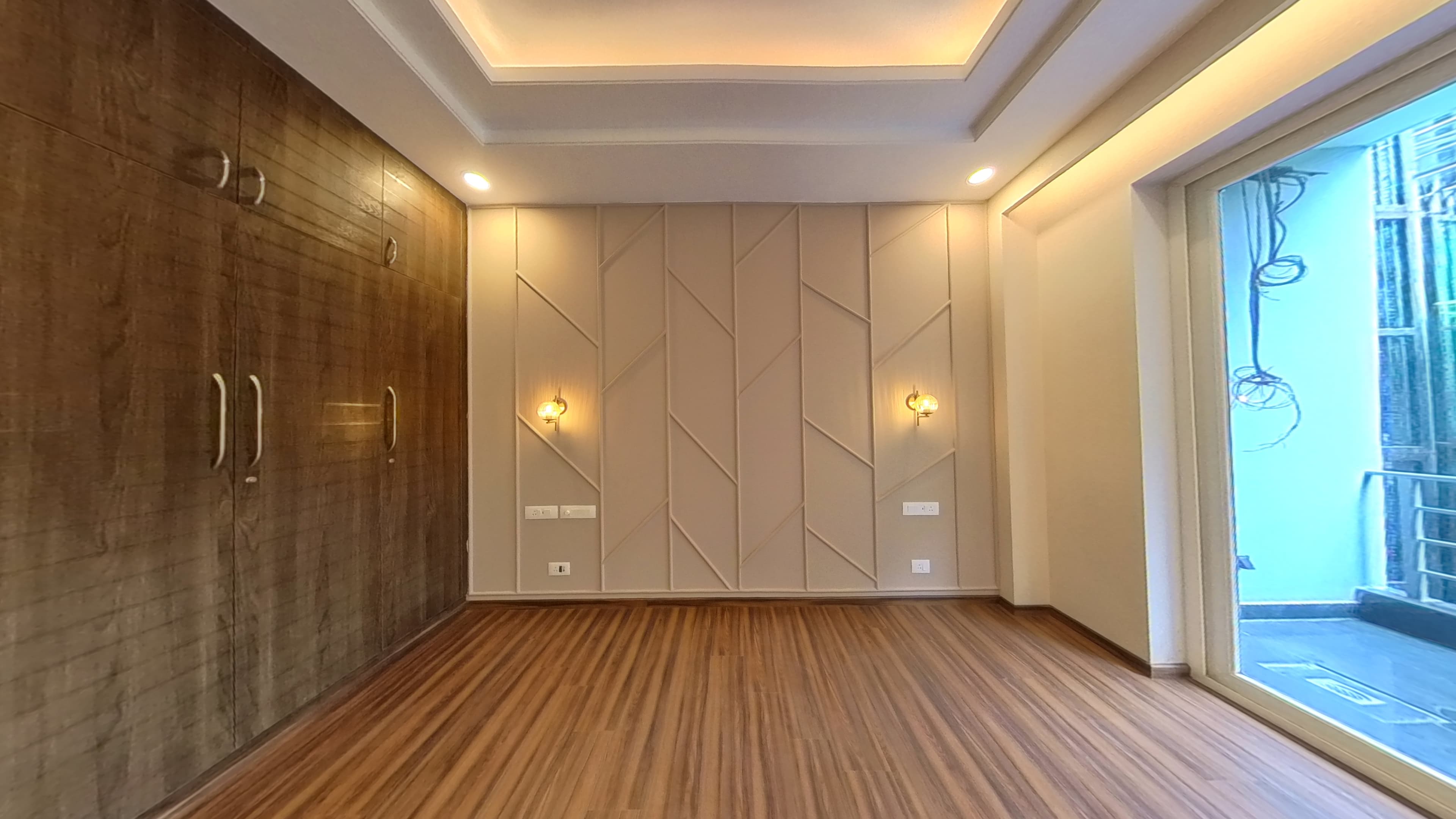 READY TO MOVE 4BHK BUILDER FLOOR IN SUSHANT LOK 1 GURGAON 